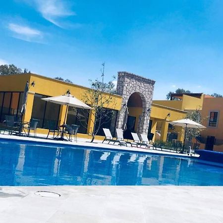 Depa En San Miguel De Allende Zirandaro Con Piscina エクステリア 写真